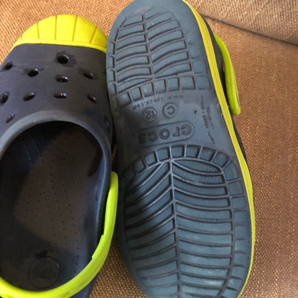 Crocs SOLD - Picture 3 of 3